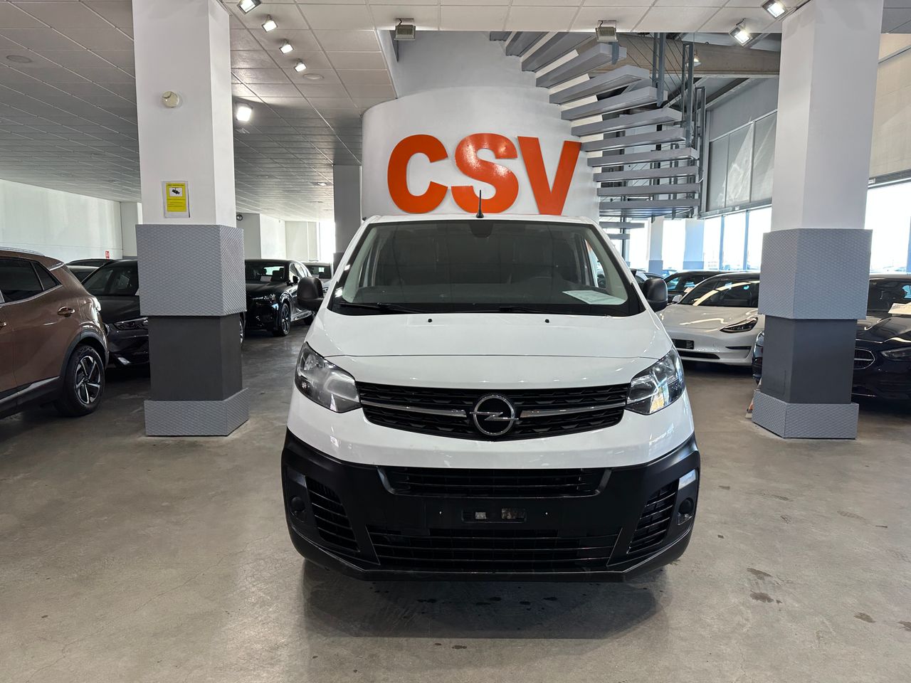 Opel Vivaro 1.5D 120CV PCLIM - Foto 4