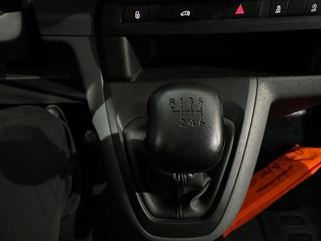 Opel Vivaro 1.5D 120CV PCLIM - Foto 21