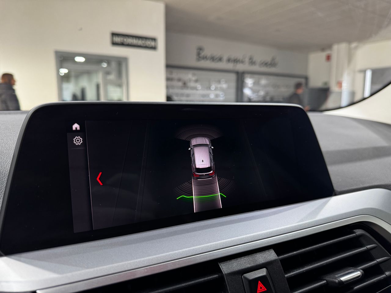 BMW X3 xDrive30e - Foto 18