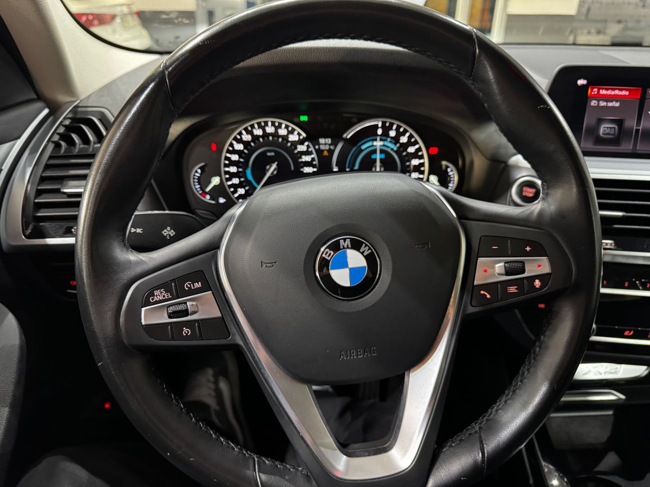 BMW X3 xDrive30e - Foto 14