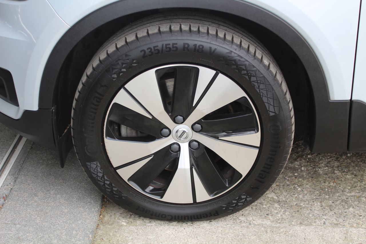 Volvo XC40 1.5 T4 Twin Recharge Inscription Auto - Foto 29