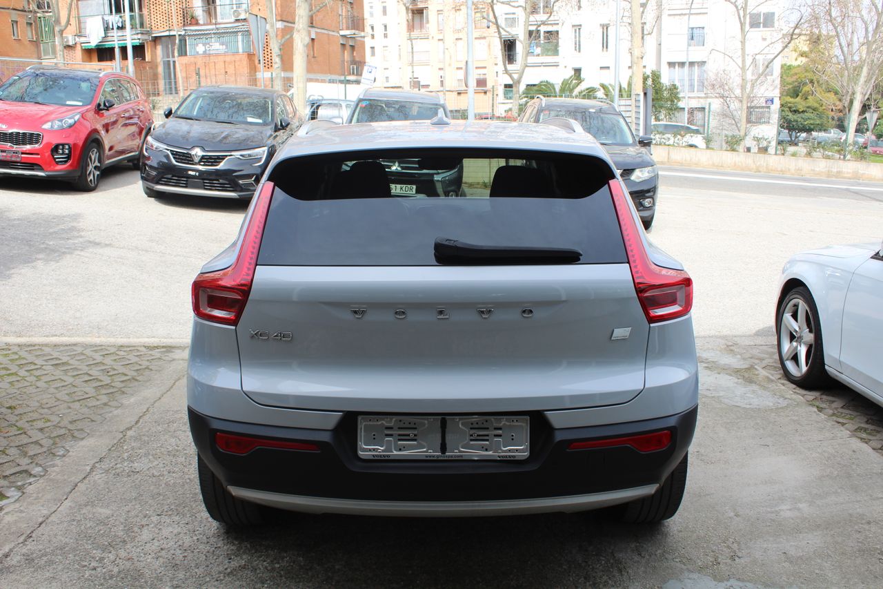 Volvo XC40 1.5 T4 Twin Recharge Inscription Auto - Foto 7