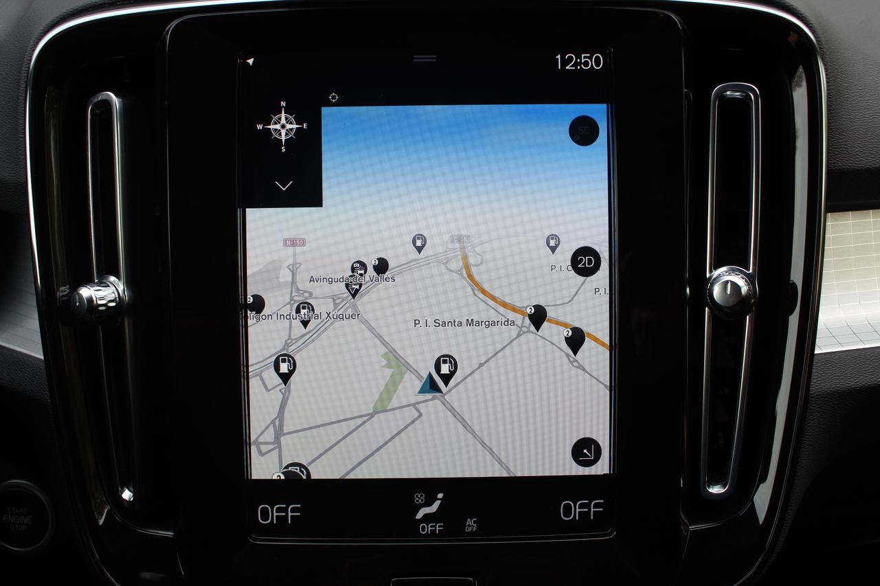 Volvo XC40 1.5 T4 Twin Recharge Inscription Auto - Foto 18