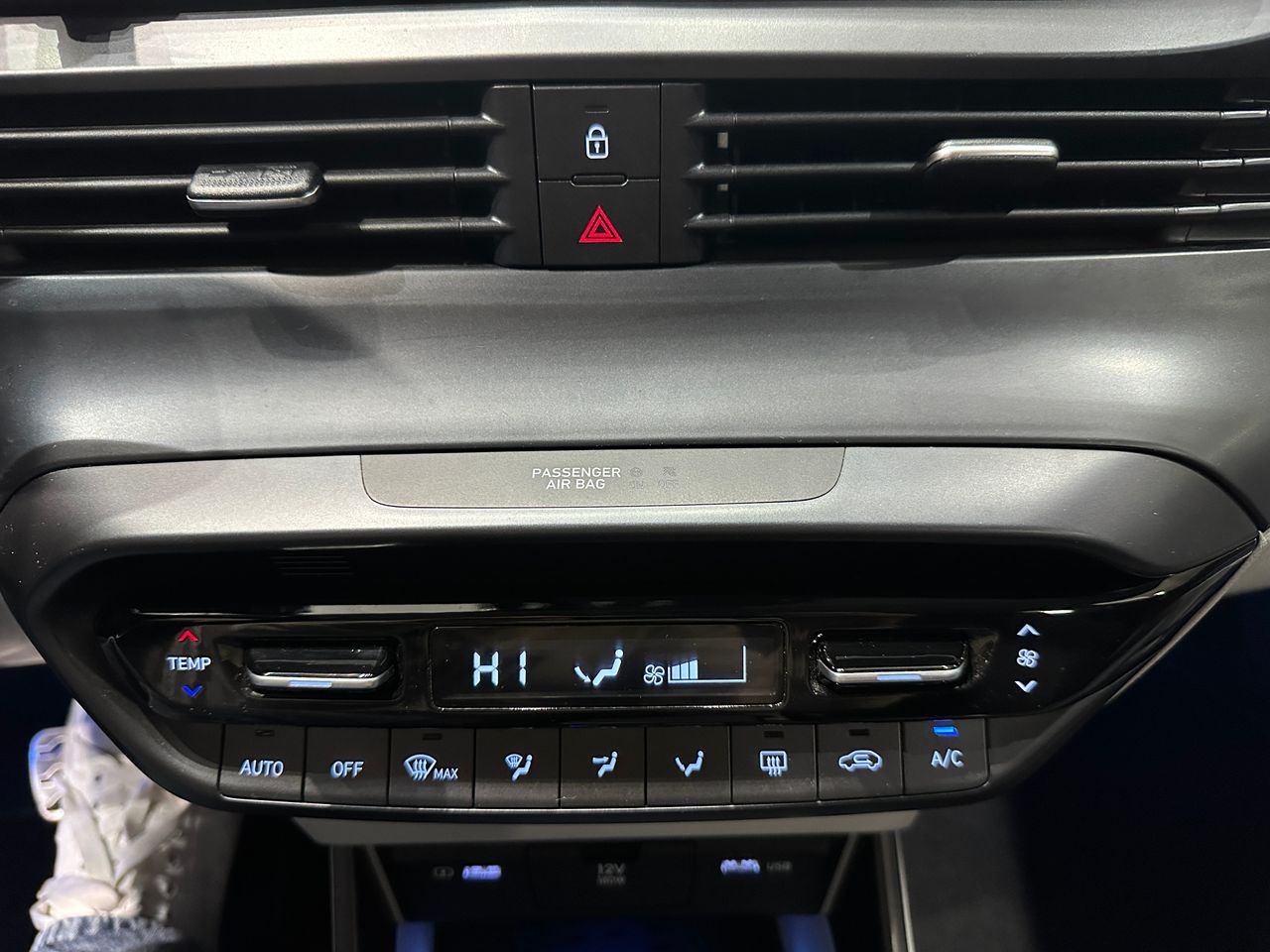 Hyundai Bayon 1.0 TGDI 74kW (100CV) 48V Tecno DCT - Foto 23