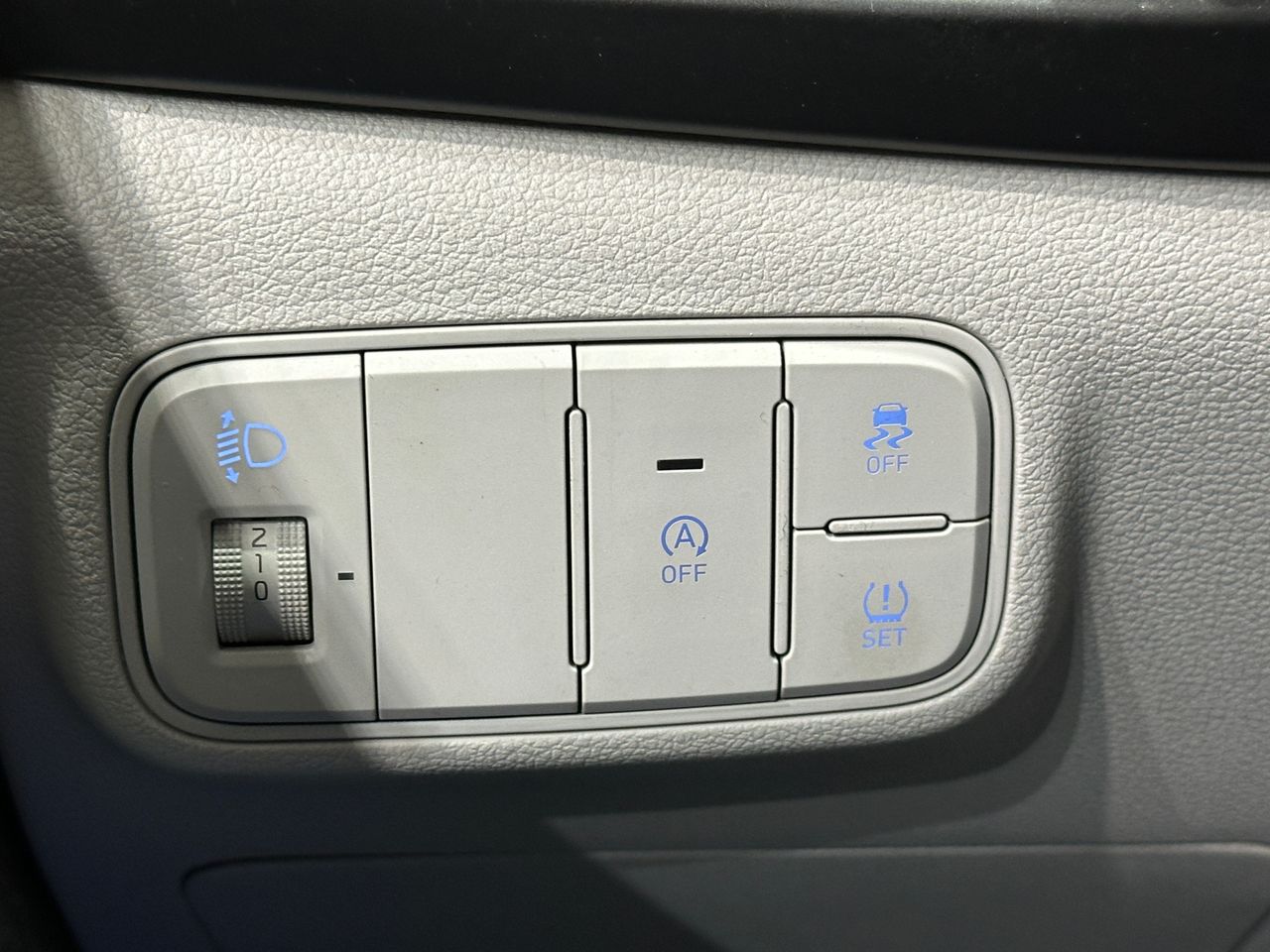 Hyundai Bayon 1.0 TGDI 74kW (100CV) 48V Tecno DCT - Foto 19