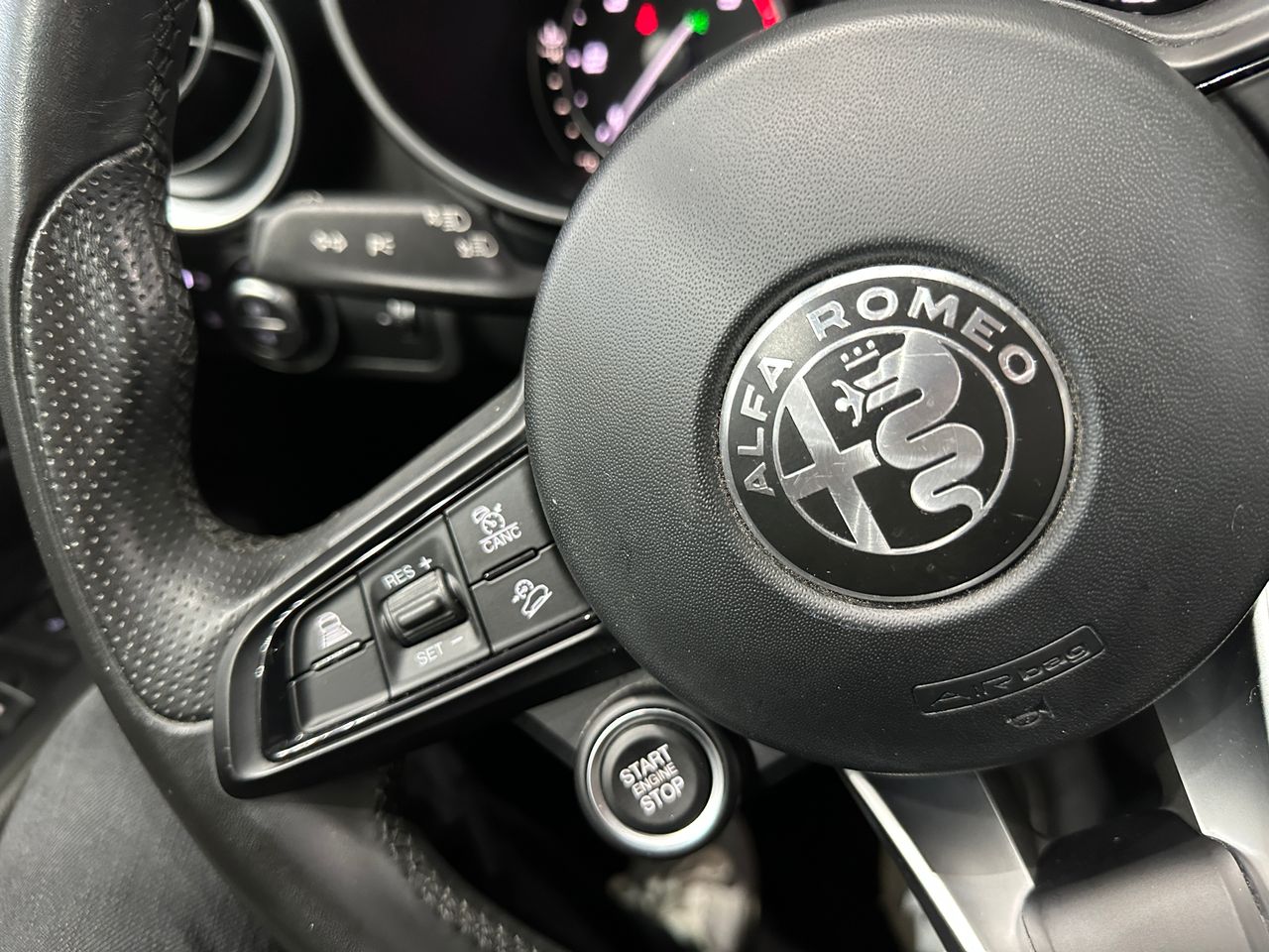 Alfa Romeo Stelvio 2.2 Diesel 118kW (160CV) SUPER RWD - Foto 16