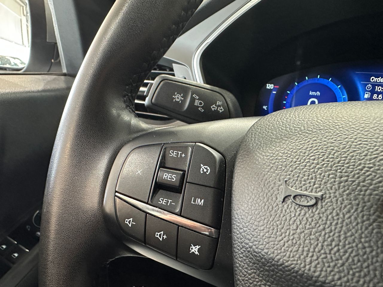 Ford Kuga Titanium 2.5 Duratec FHEV 140kW Auto - Foto 16