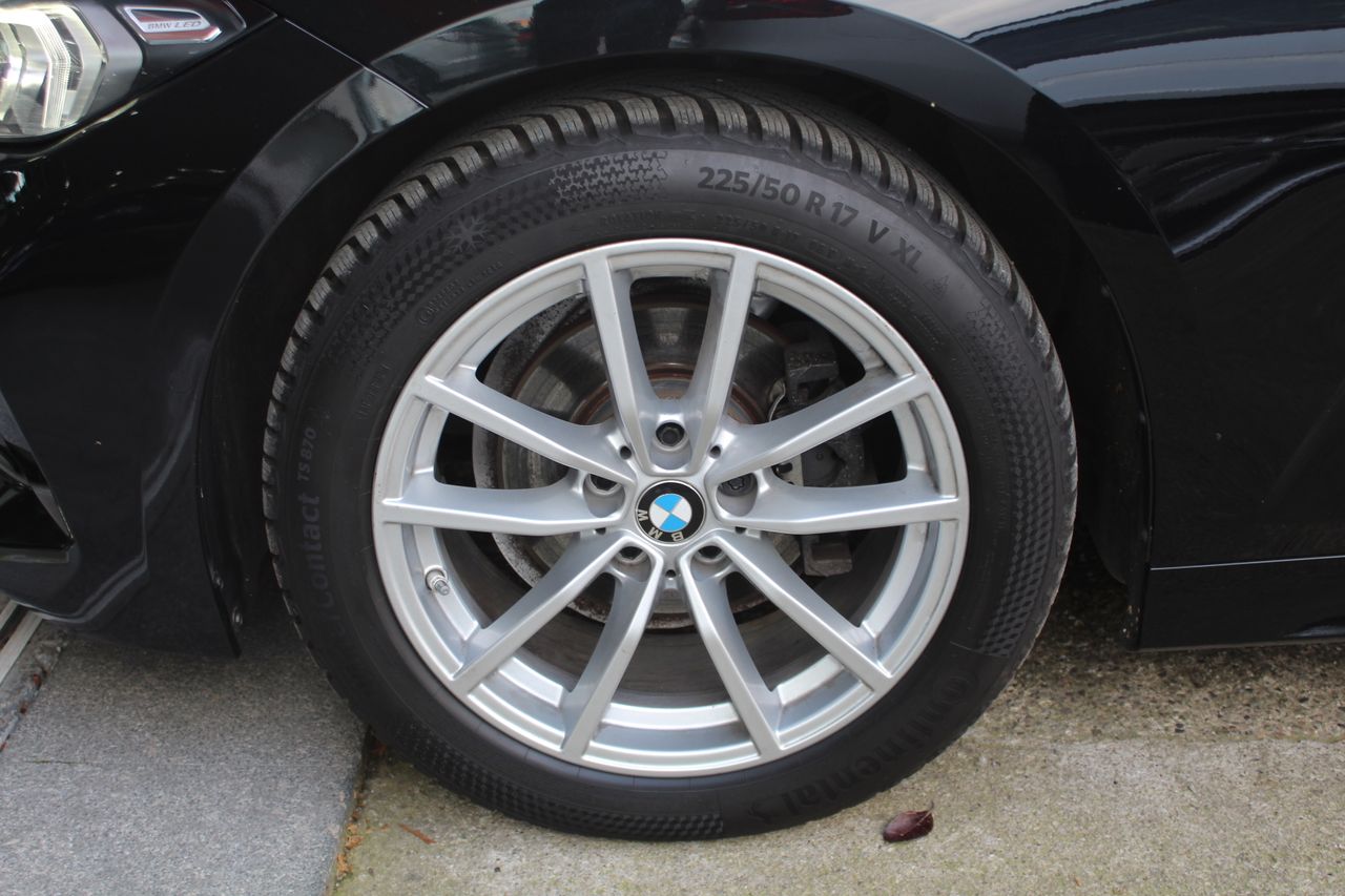 BMW Serie 3 318d Auto.Touring - Foto 33