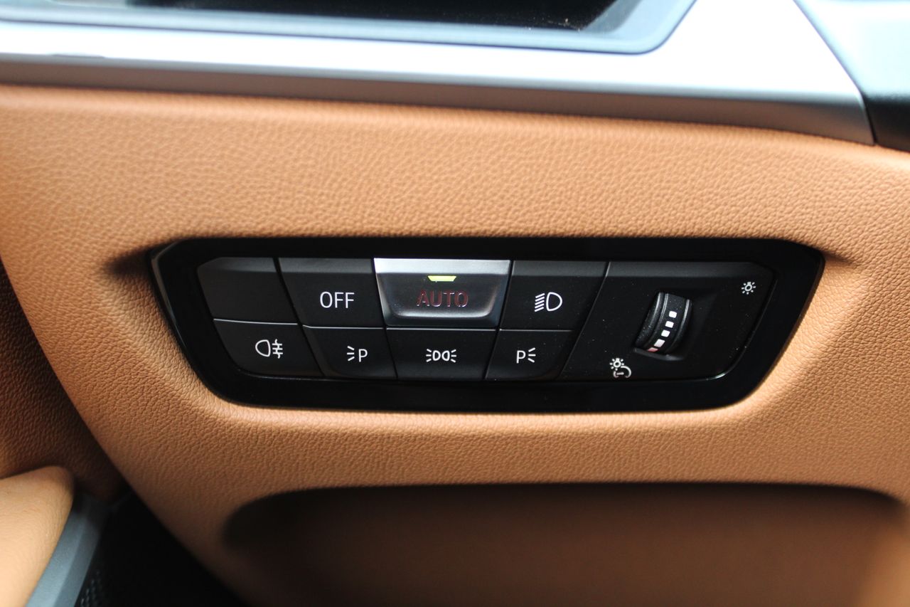 BMW Serie 3 318d Auto.Touring - Foto 29