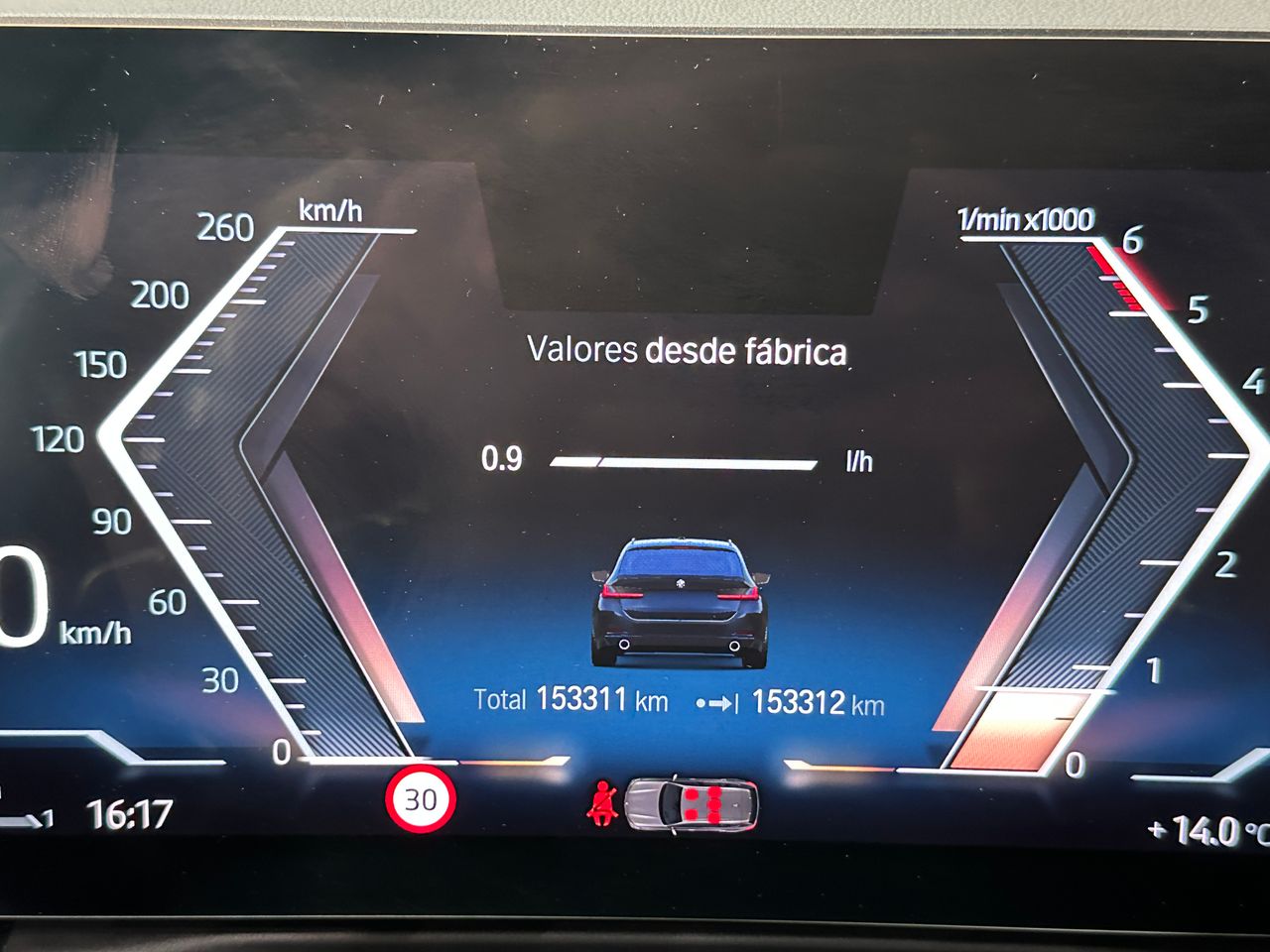 BMW Serie 3 318d Auto.Touring - Foto 21