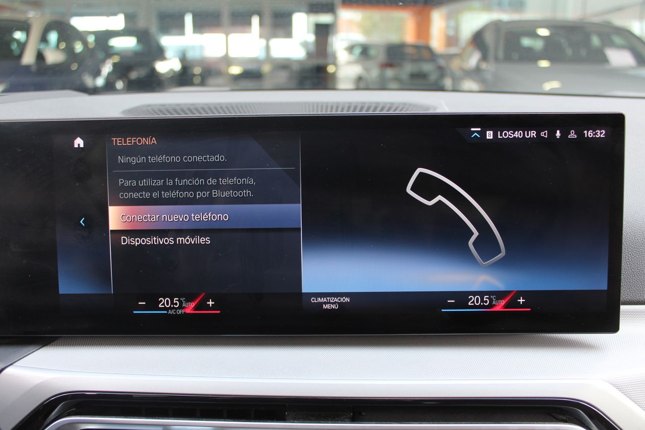 BMW Serie 3 318d Auto.Touring - Foto 19