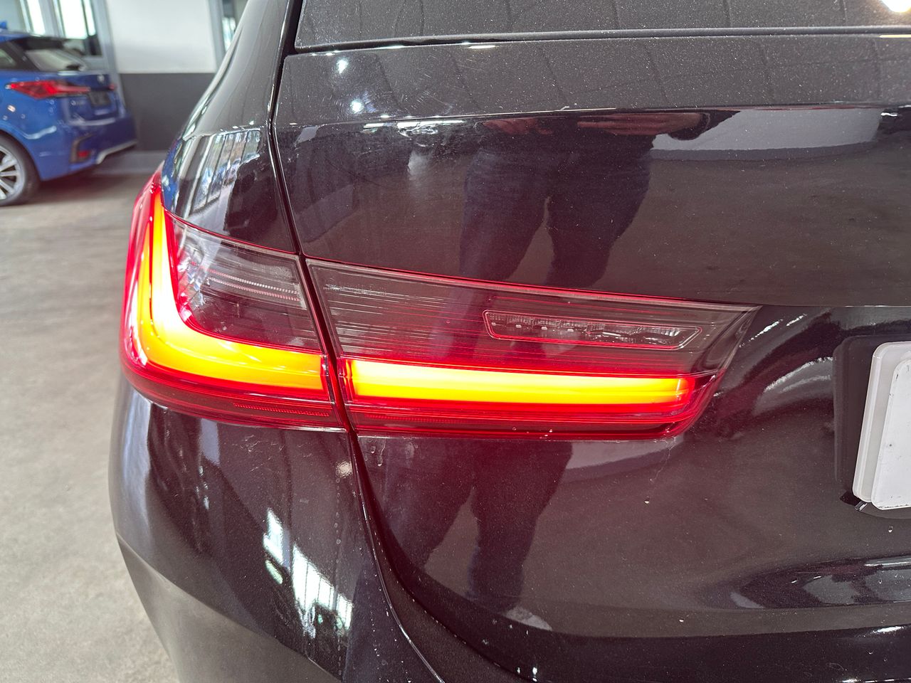 BMW Serie 3 318d Auto.Touring - Foto 28