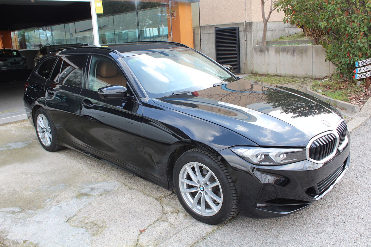 BMW Serie 3 318d Auto.Touring - Foto 5