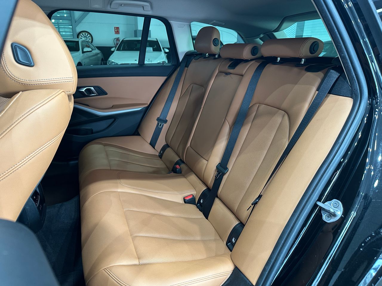 BMW Serie 3 318d Auto.Touring - Foto 11