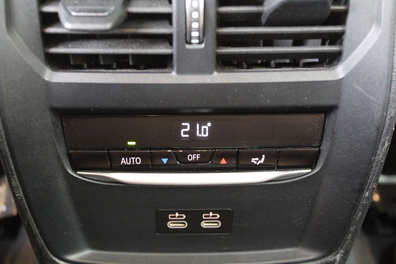 BMW Serie 3 318d Auto.Touring - Foto 23