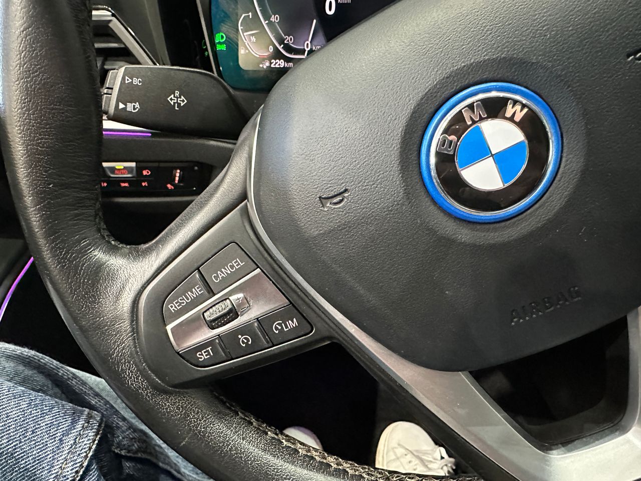 BMW Serie 3 330E 292CV FAMILIAR - Foto 18