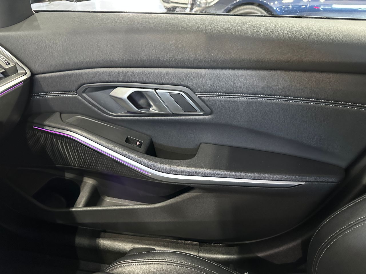 BMW Serie 3 330E 292CV FAMILIAR - Foto 16