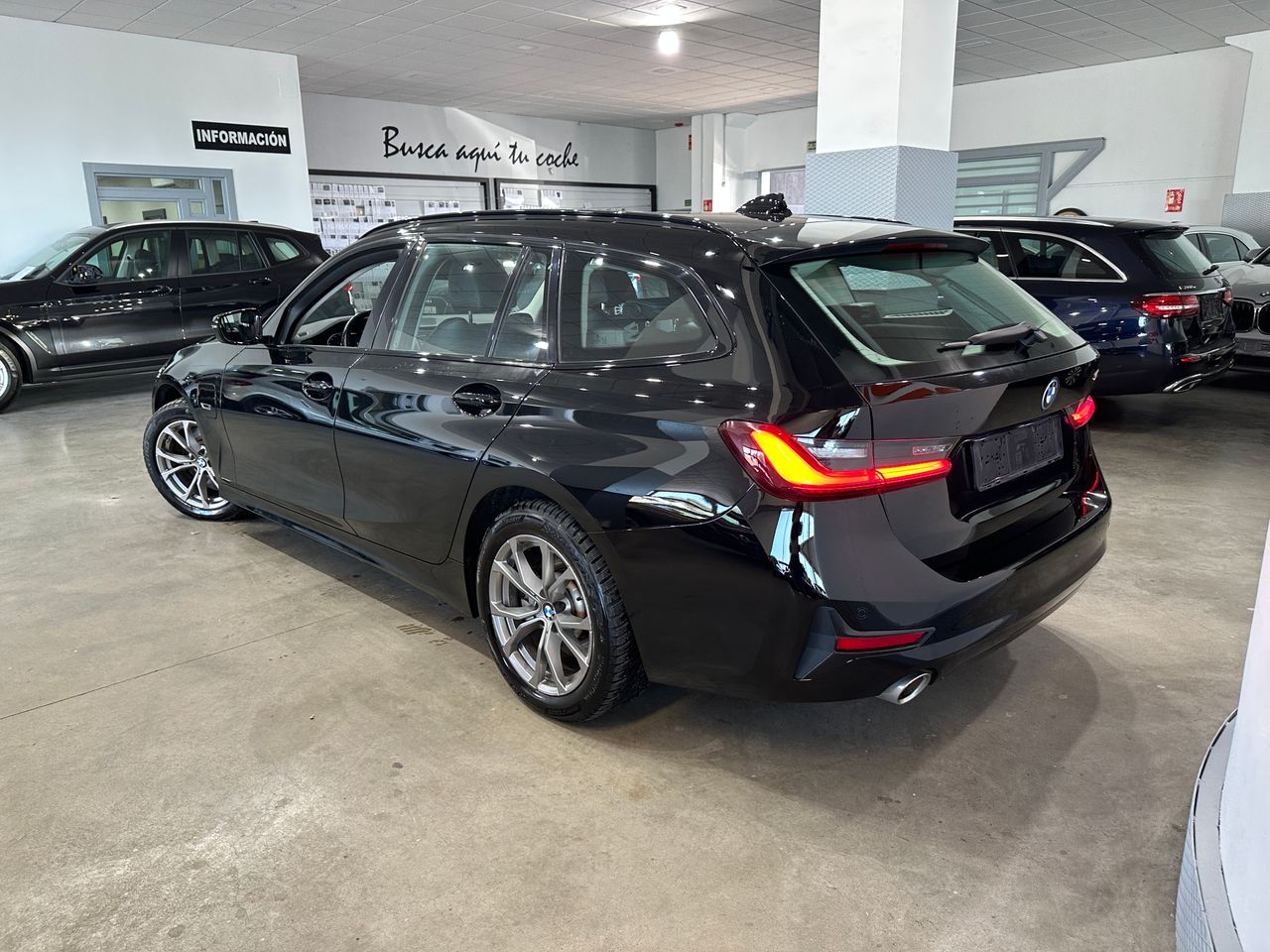 BMW Serie 3 330E 292CV FAMILIAR - Foto 6