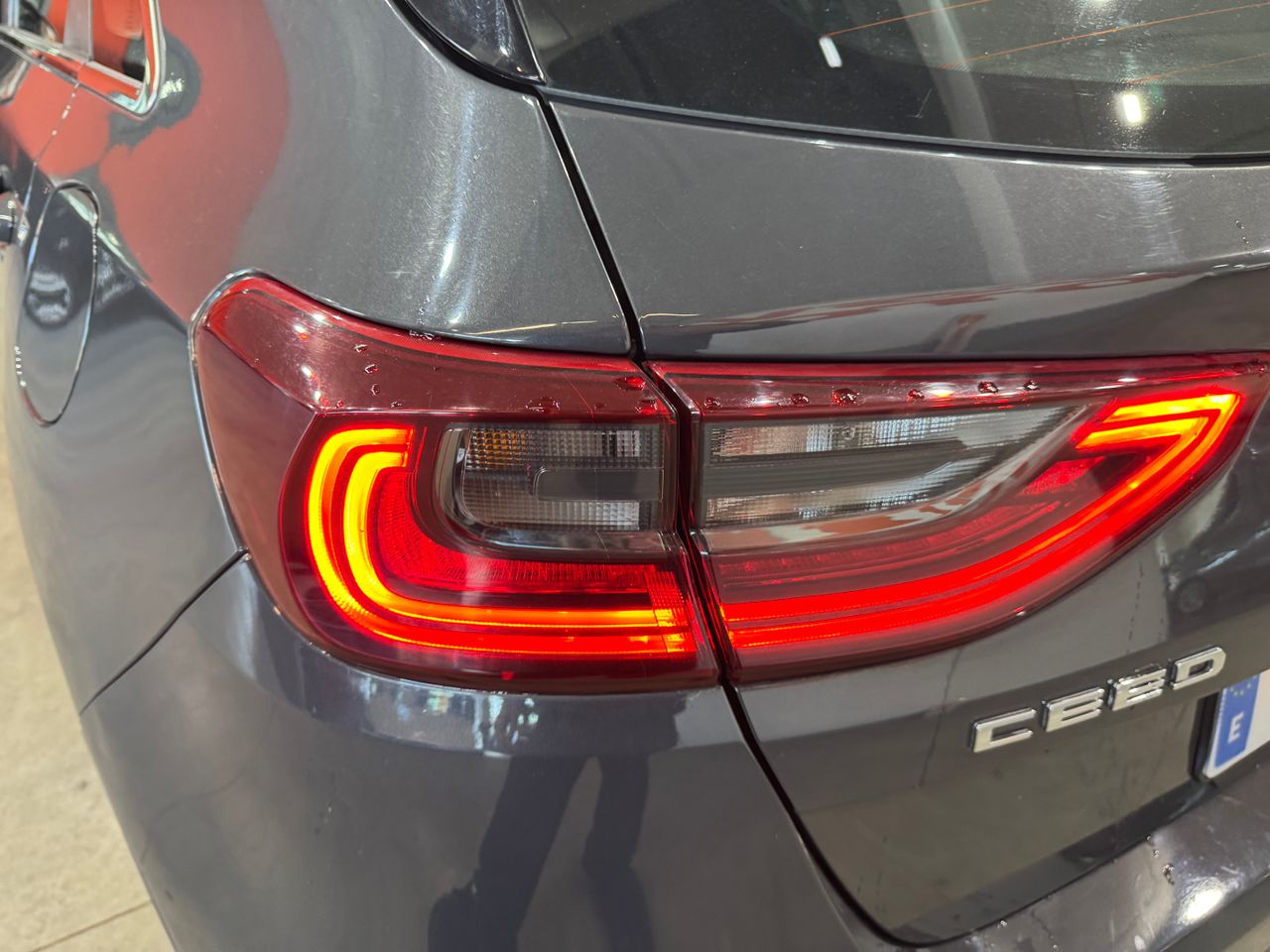 Kia Ceed 1.0 T-GDi 74kW (100CV) - Foto 24