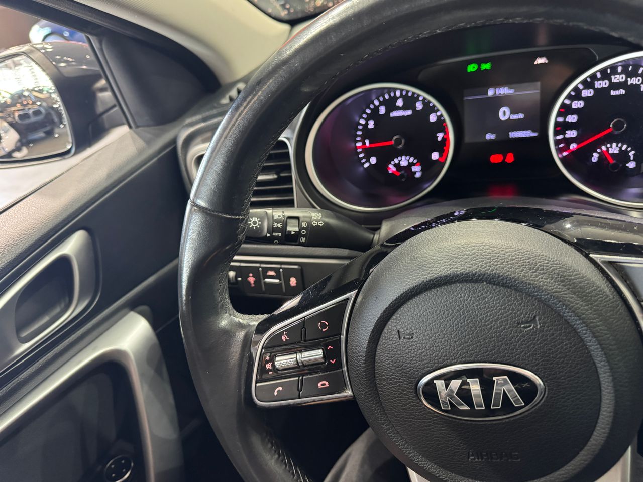 Kia Ceed 1.0 T-GDi 74kW (100CV) - Foto 18