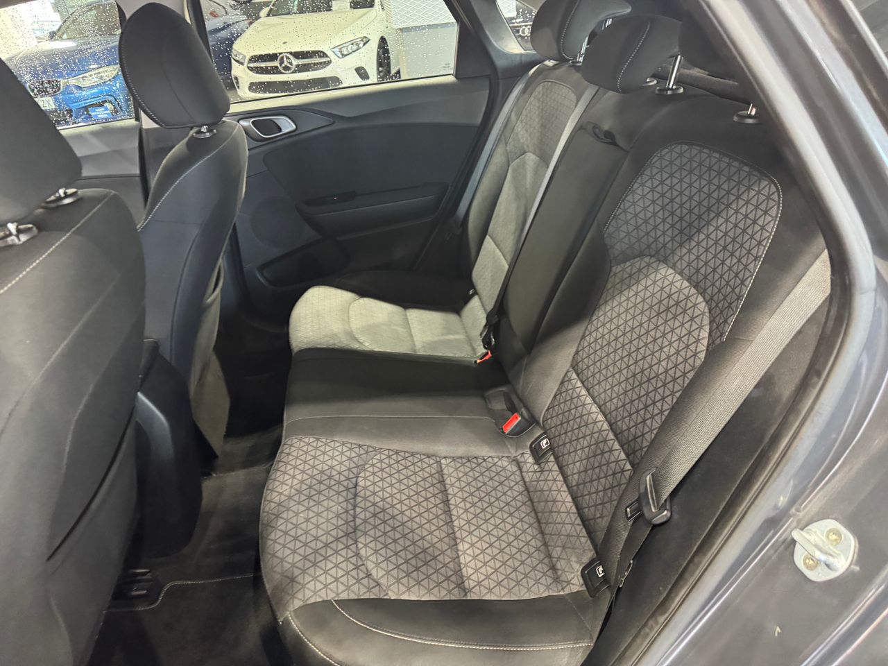 Kia Ceed 1.0 T-GDi 74kW (100CV) - Foto 11