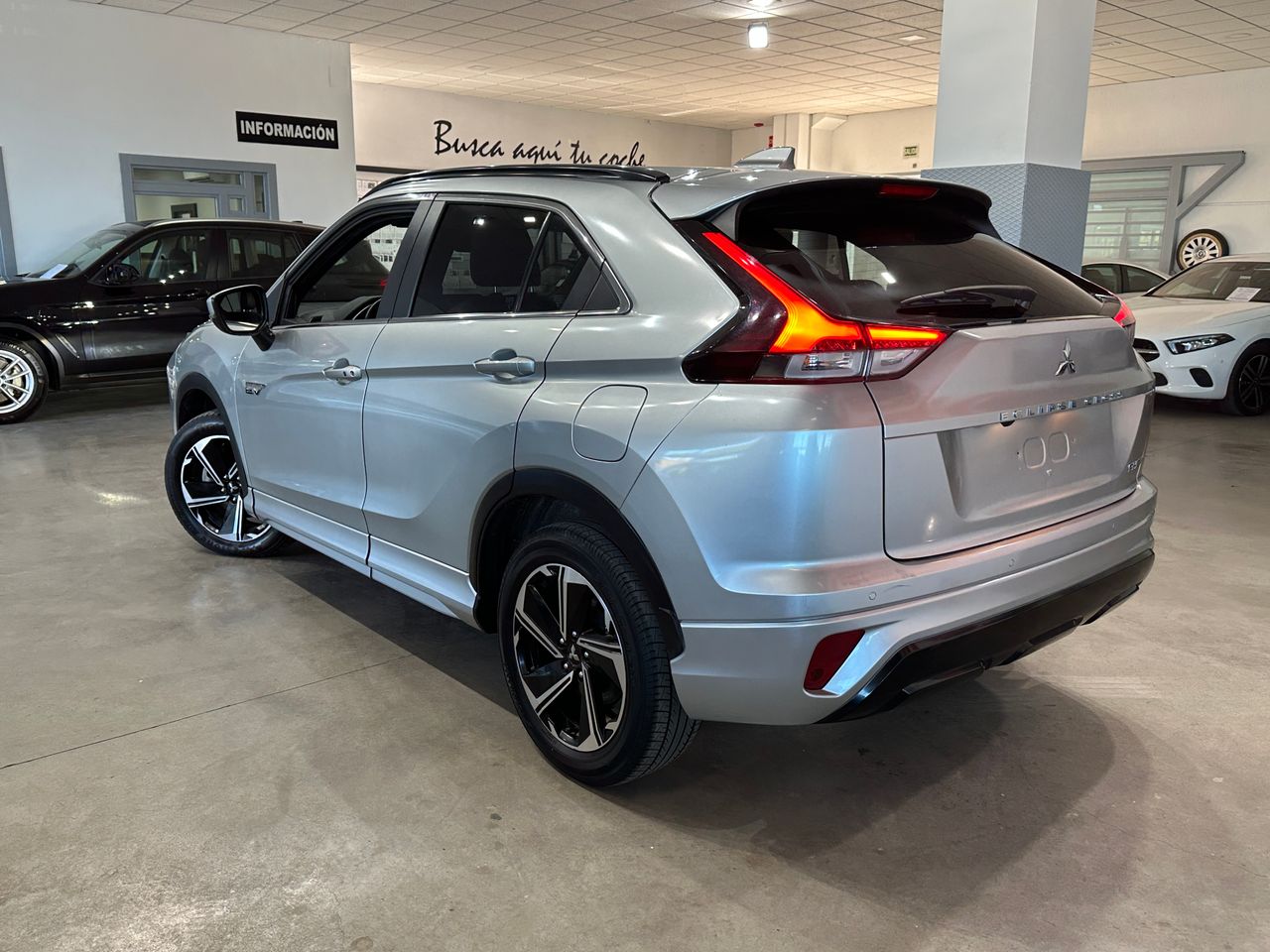 Mitsubishi Eclipse Cross 2.4 PHEV Kaiteki Auto 4WD - Foto 6
