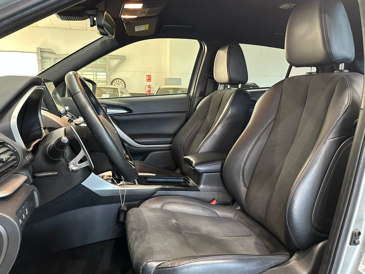 Mitsubishi Eclipse Cross 2.4 PHEV Kaiteki Auto 4WD - Foto 11