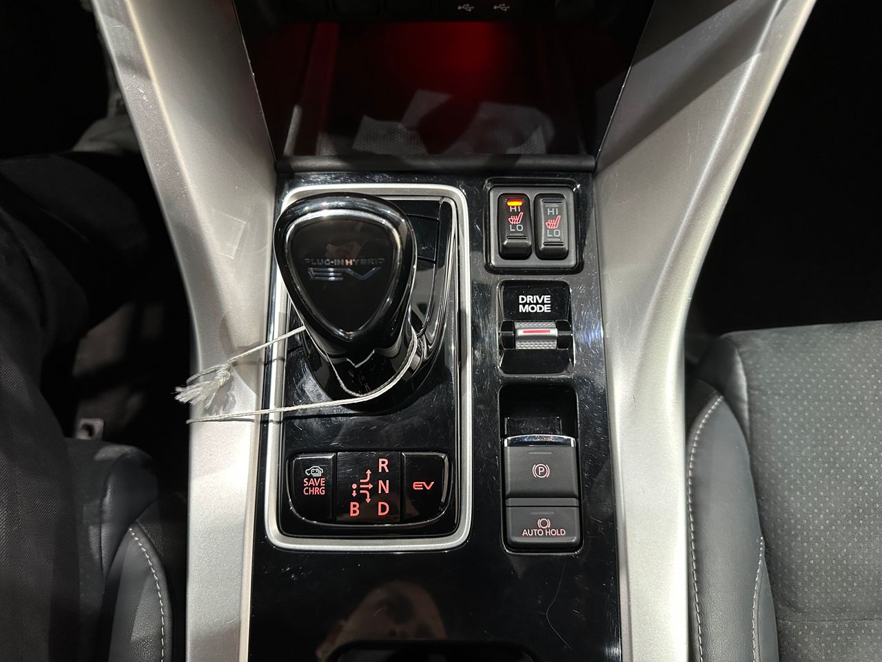 Mitsubishi Eclipse Cross 2.4 PHEV Kaiteki Auto 4WD - Foto 23