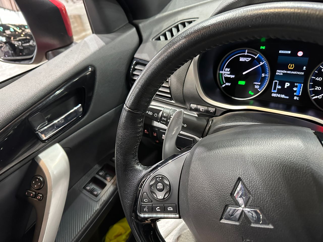 Mitsubishi Eclipse Cross 2.4 PHEV Kaiteki Auto 4WD - Foto 19