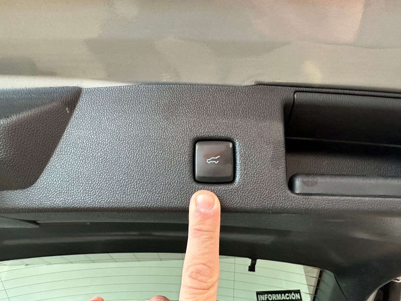 Ford Kuga ST-Line X 2.5 Duratec FHEV Auto - Foto 10