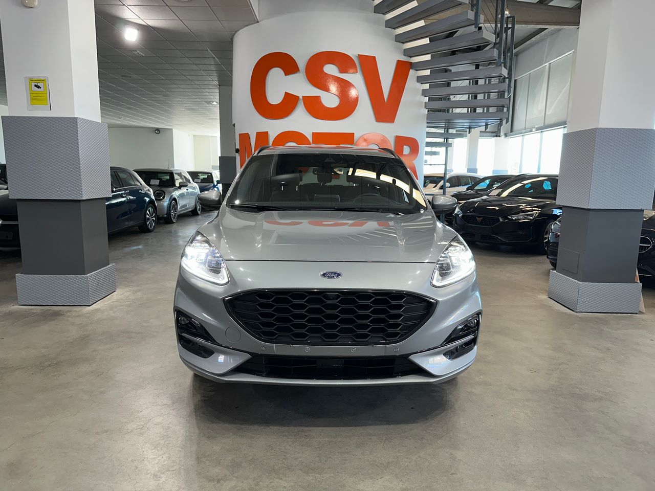 Ford Kuga ST-Line X 2.5 Duratec FHEV Auto - Foto 4