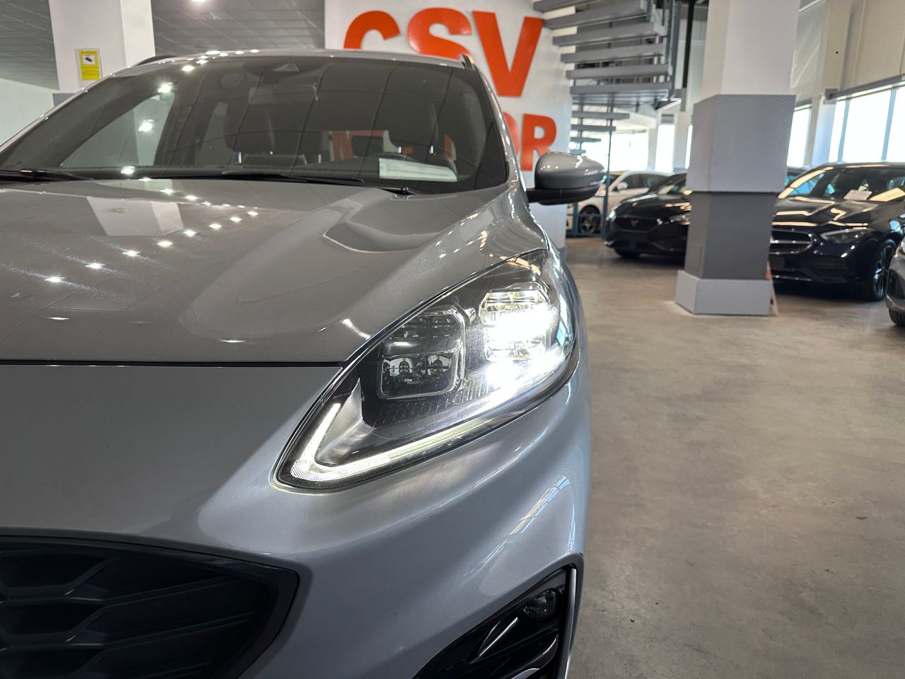 Ford Kuga ST-Line X 2.5 Duratec FHEV Auto - Foto 27