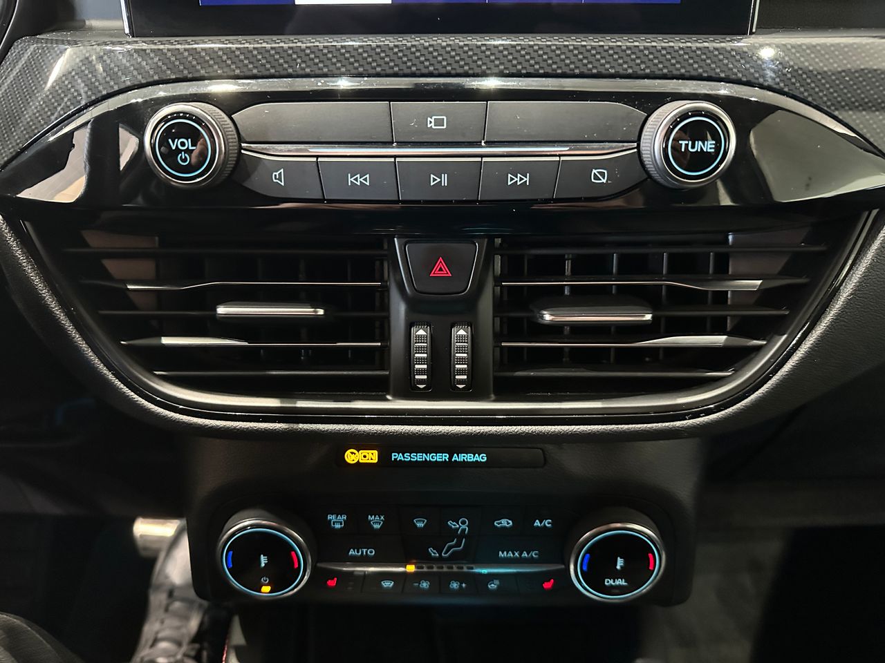 Ford Kuga ST-Line X 2.5 Duratec FHEV Auto - Foto 25