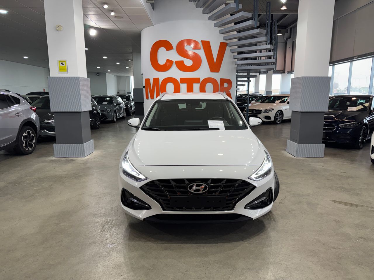 Hyundai i30 1.0T-GDI 120CV CREATIVE AUTOMATICO FAMILIAR - Foto 4