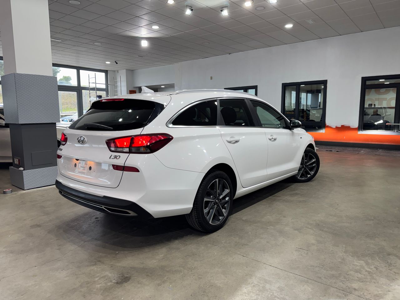 Hyundai i30 1.0T-GDI 120CV CREATIVE AUTOMATICO FAMILIAR - Foto 7
