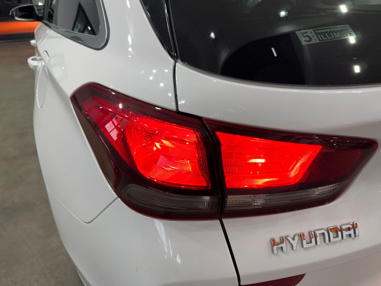 Hyundai i30 1.0T-GDI 120CV CREATIVE AUTOMATICO FAMILIAR - Foto 23