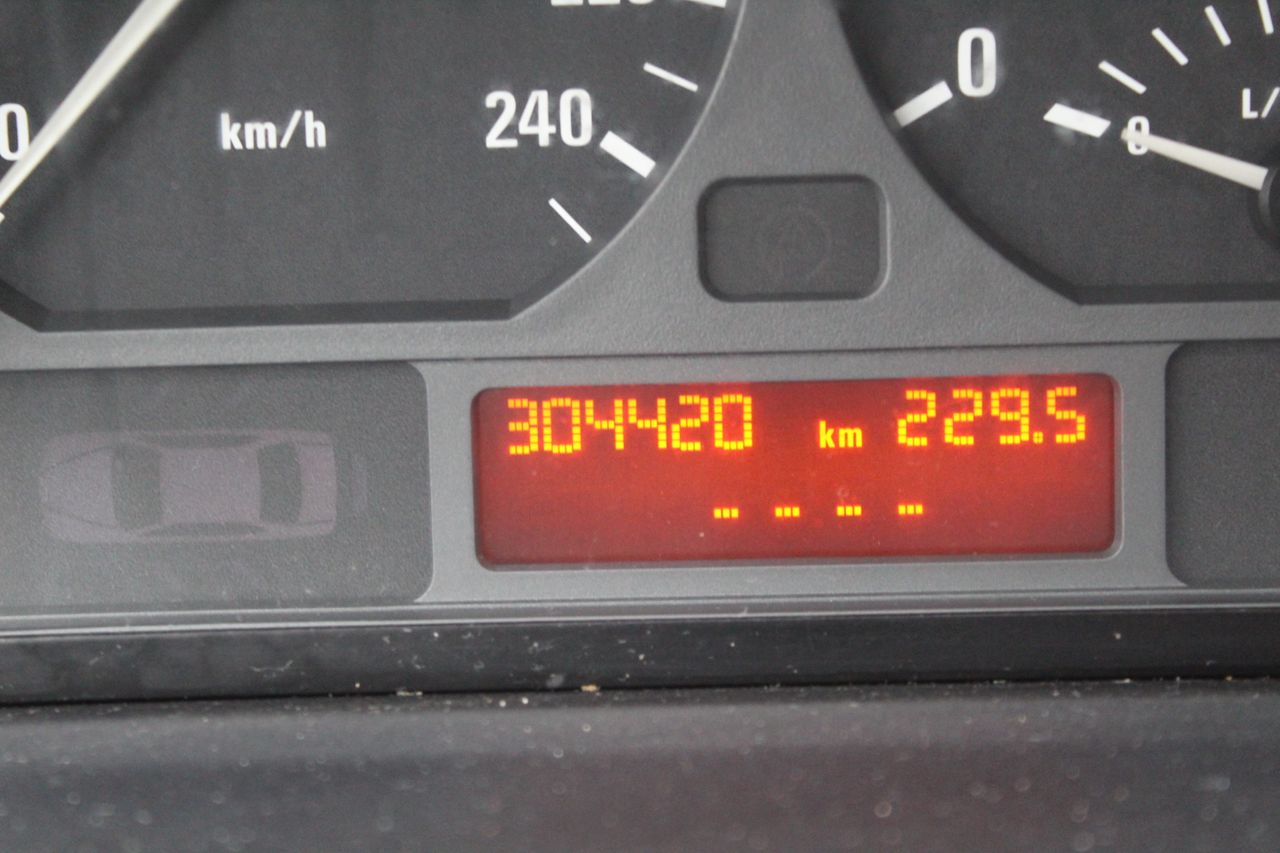 BMW Serie 3 320td Compact - Foto 17