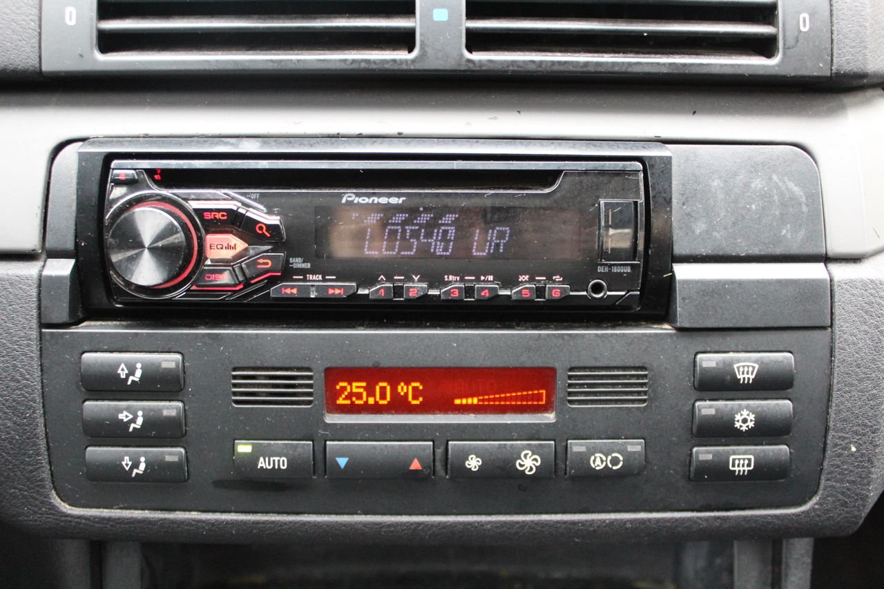 BMW Serie 3 320td Compact - Foto 13