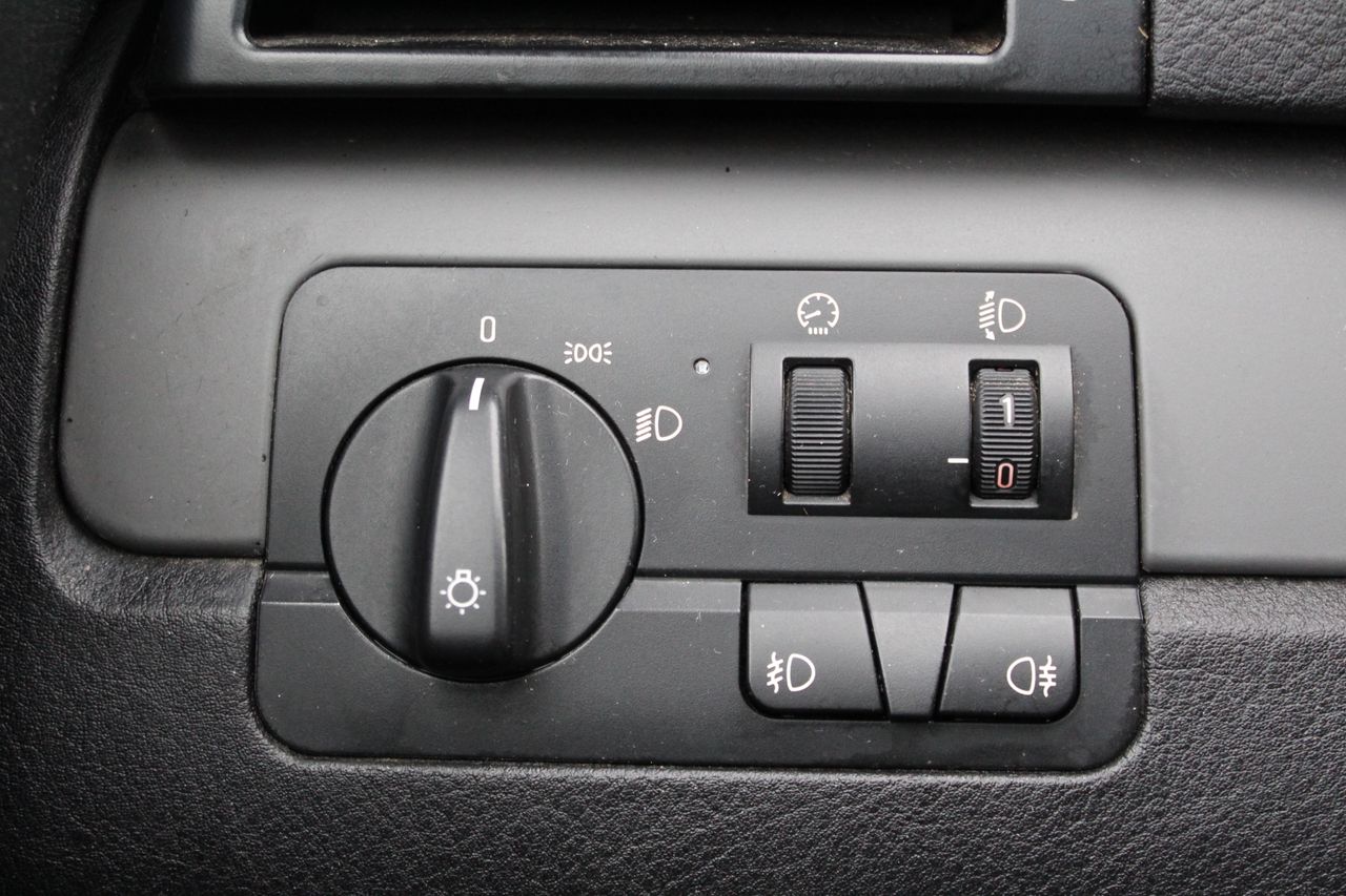 BMW Serie 3 320td Compact - Foto 16