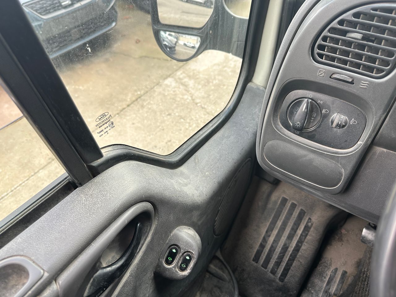 Ford Tourneo Custom 2.0TDCI 100CV - Foto 20