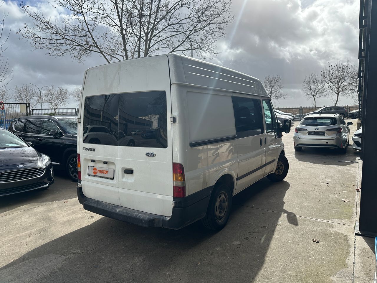 Ford Tourneo Custom 2.0TDCI 100CV - Foto 7