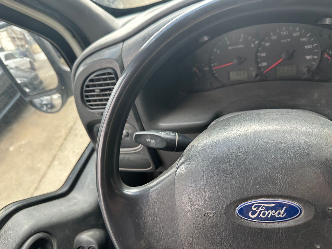 Ford Tourneo Custom 2.0TDCI 100CV - Foto 18