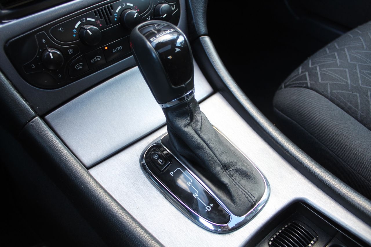 Mercedes Clase C C 220 CDI Berlina - Foto 20