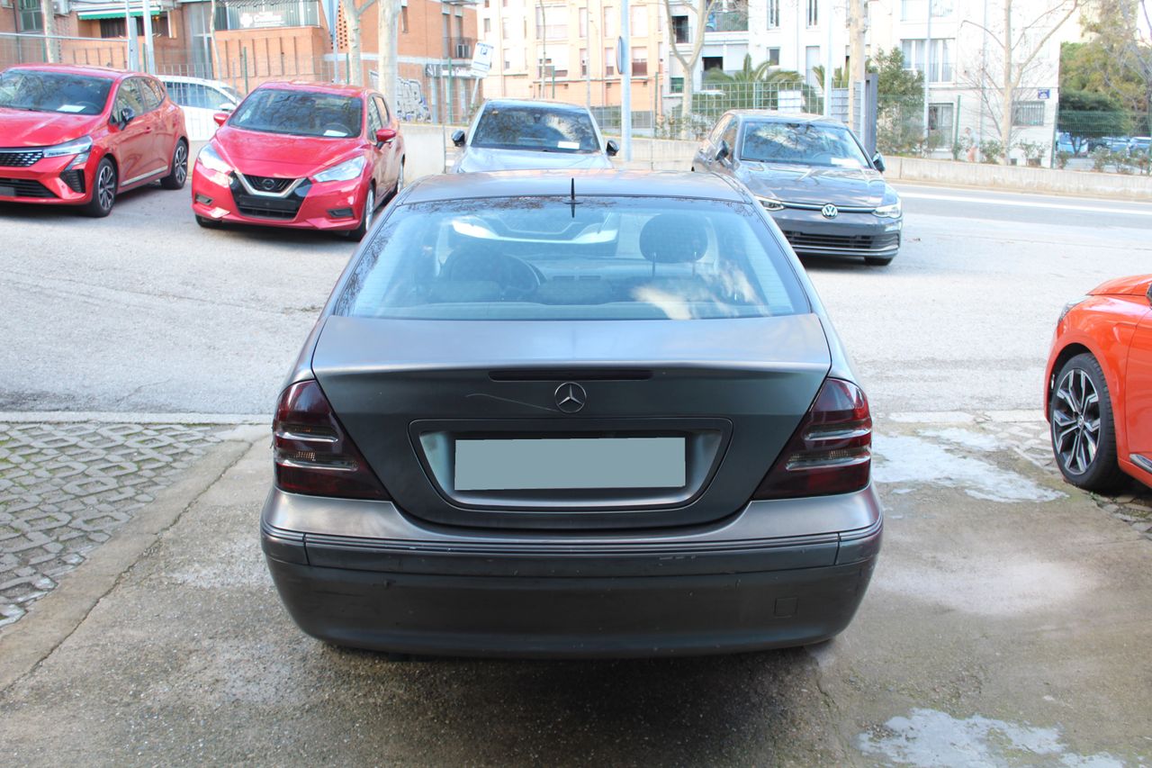 Mercedes Clase C C 220 CDI Berlina - Foto 7