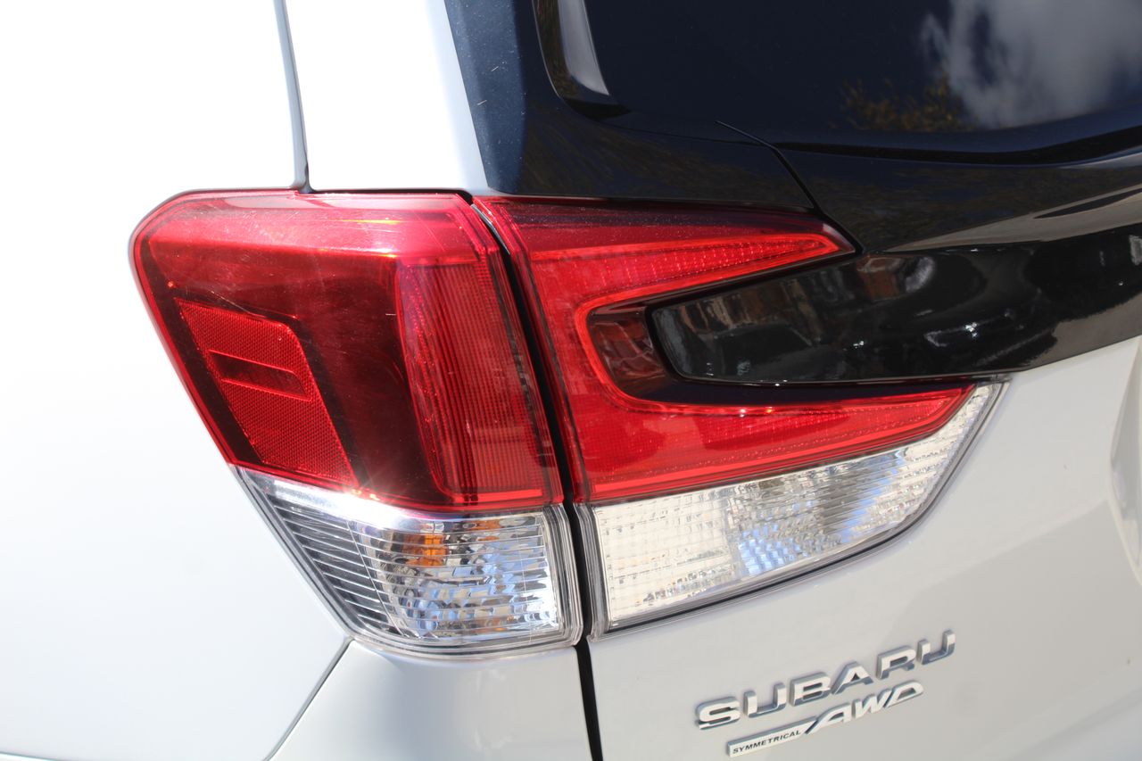 Subaru Forester 2.0HEV 150CV EXECUTIVE PLUS - Foto 34