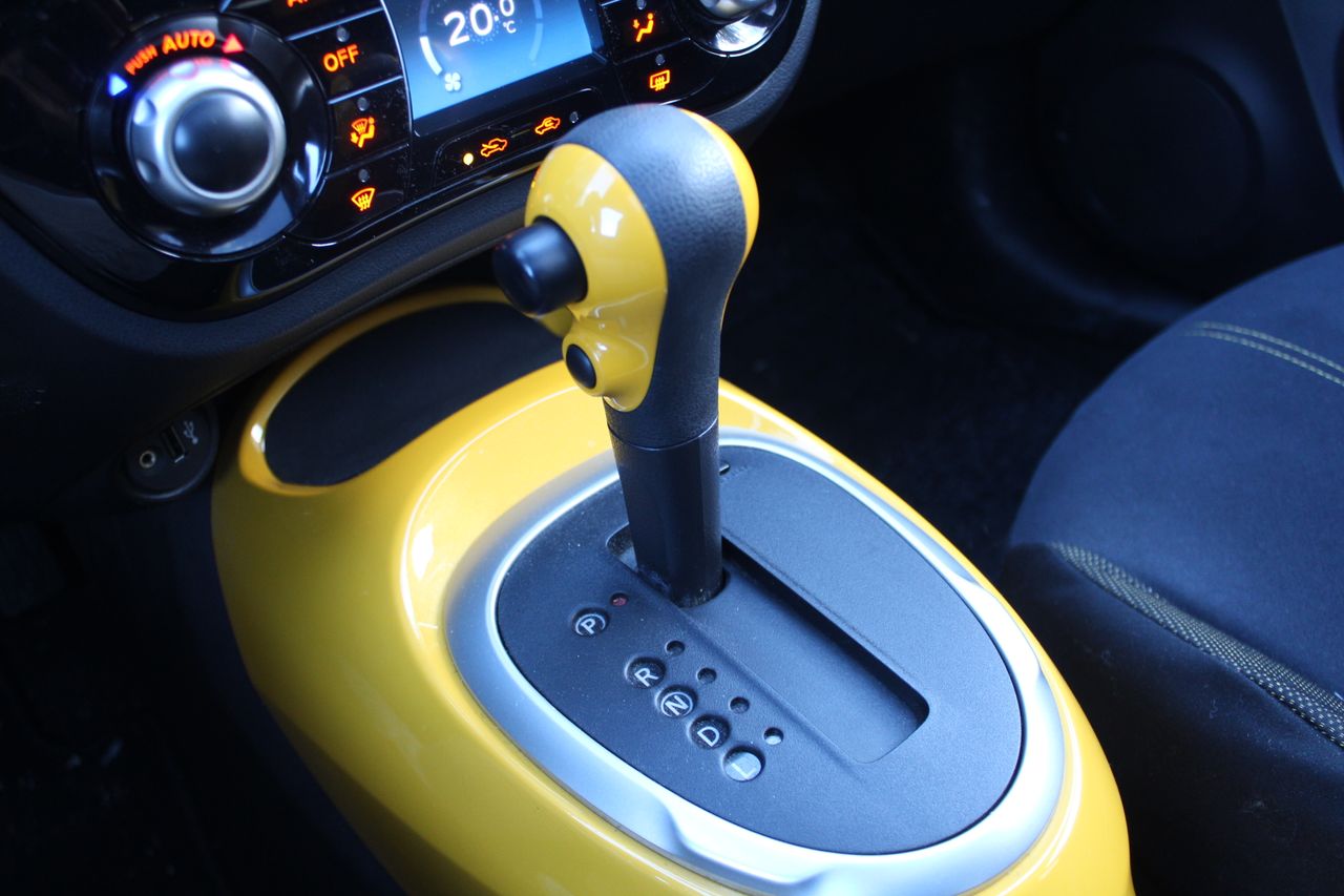 Nissan Juke 1.6 i 16V 2WD CVT 117 cv - Foto 23