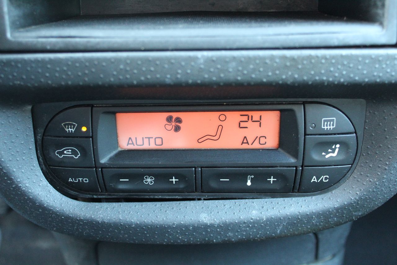 Citroën C3 1.4 HDI 68CV - Foto 16