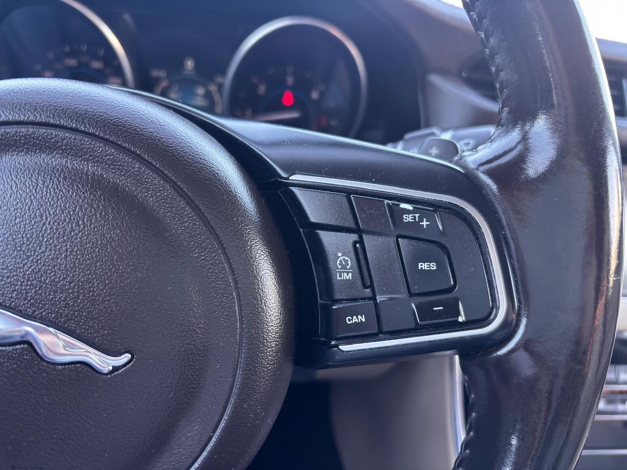 Jaguar XF 2.0D 180CV AUTO PRESTIGE - Foto 13