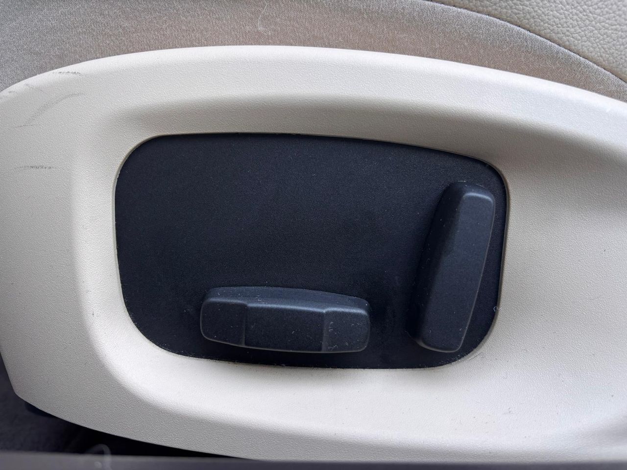 Jaguar XF 2.0D 180CV AUTO PRESTIGE - Foto 21