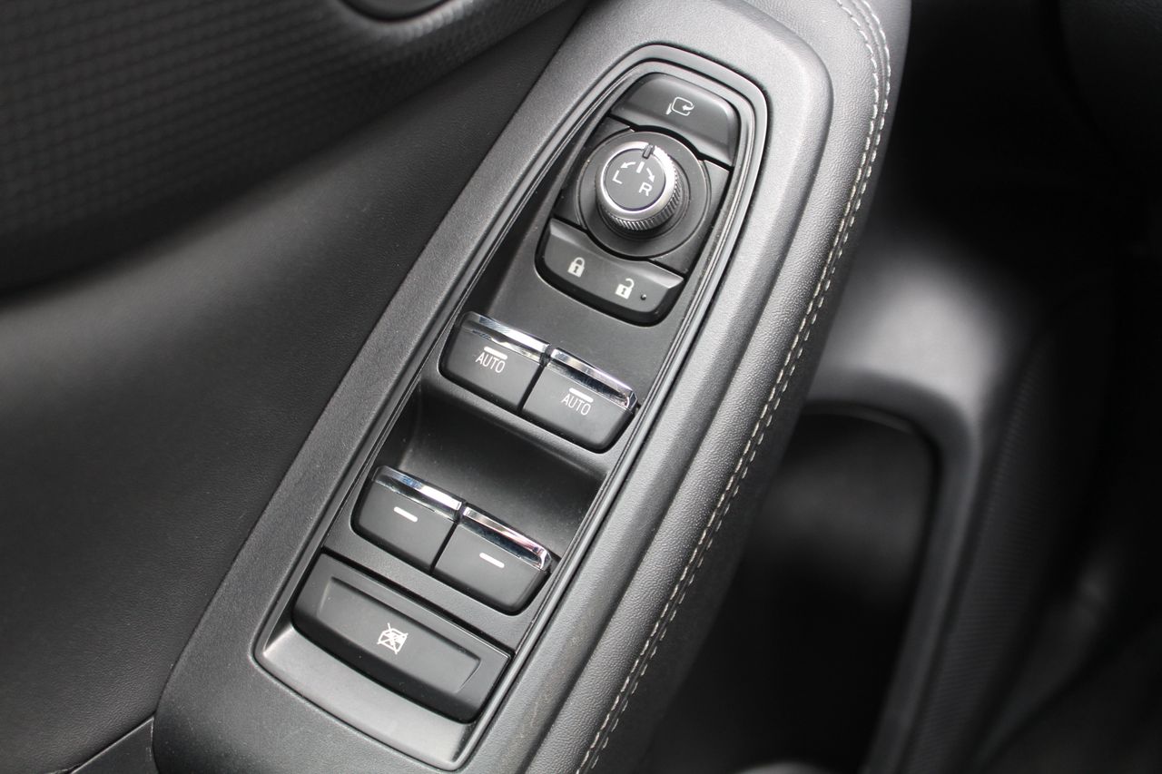 Subaru Forester 2.0HEV 150CV EXECUTIVE PLUS - Foto 29